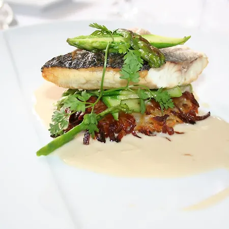 La Ferme Des Mares, The Originals Relais