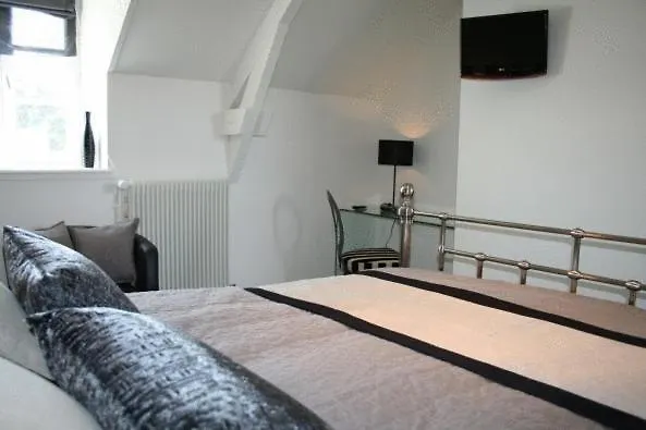 Hotel Demeures & Chateaux, La Ferme Des Mares 3*