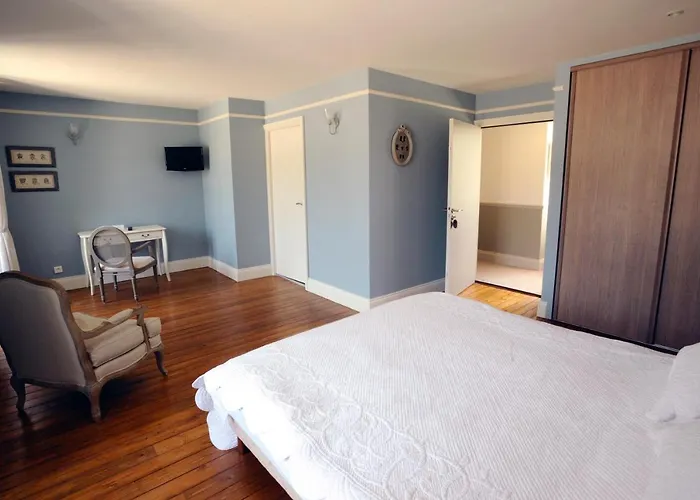 Hotel Demeures & Chateaux, La Ferme Des Mares 3*