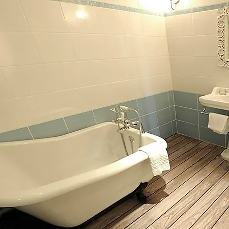 Demeures & Chateaux, La Ferme Des Mares 3*