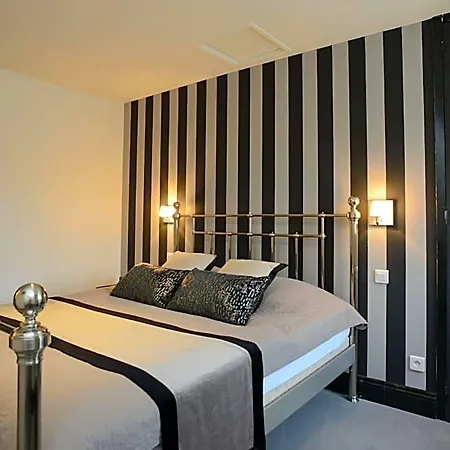 Demeures & Chateaux, La Ferme Des Mares ホテル 3*
